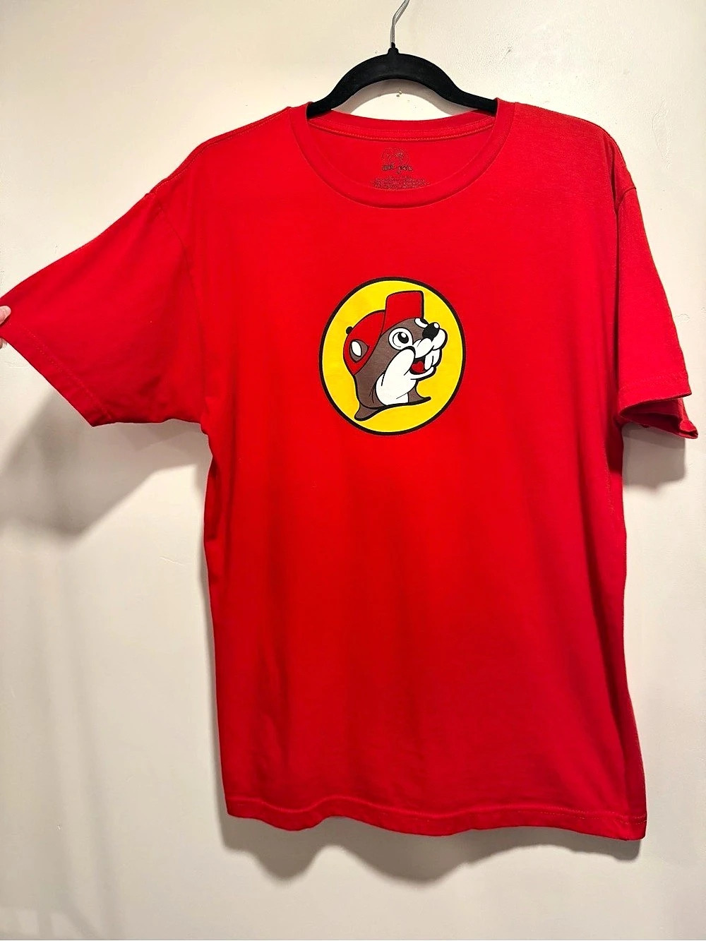 Buc-ee's Classic Red Logo Shirt Red Graphic Short Sleeve Tee